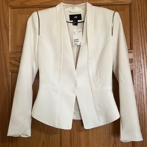 NWT H&M fitted blazer with metal details size 4